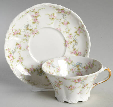 Schleiger 161d Flat Cup & Saucer Set