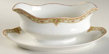 Schleiger 170a Gravy Boat with Attached Underplate