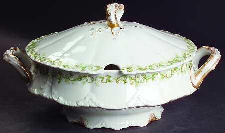 Schleiger 171A Tureen &  Lid