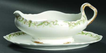 Schleiger 171f Gravy Boat & Underplate