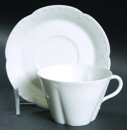 Schleiger 2&13 Flat Cup & Saucer Set