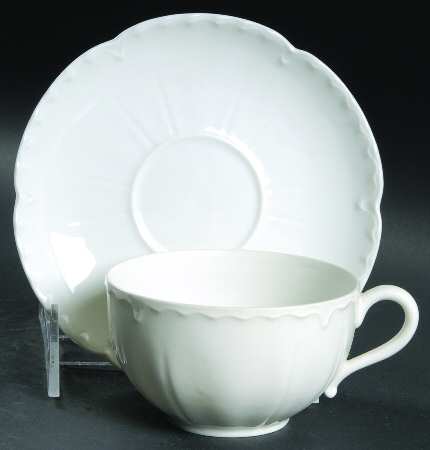 Schleiger 2&13 Flat Cup & Saucer Set