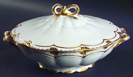 Schleiger 213 Round Covered Vegetable
