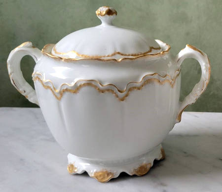 Schleiger 22 Sugar Bowl & Lid
