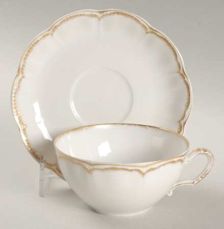 Schleiger 22 Oversized Cup & Saucer Set