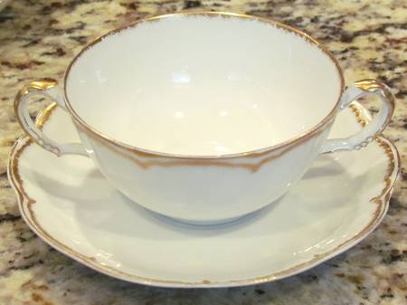 Schleiger 22 Flat Cream Soup Bowl & Saucer Set