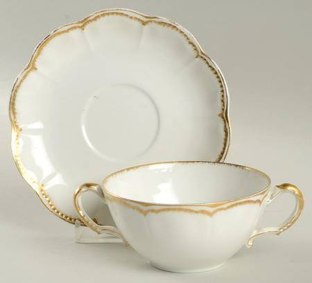 Schleiger 22 Flat Bouillon Cup & Saucer
