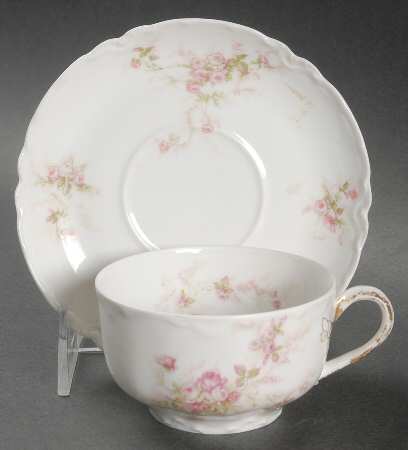 Schleiger 223A Flat Cup & Saucer Set