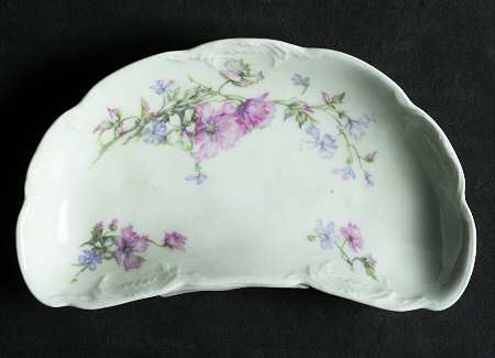 Schleiger 224 Bone Dish