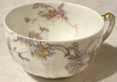 Schleiger 226e Footed Cup