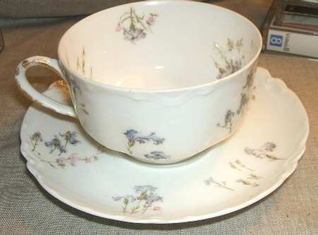 Schleiger 229c Flat Cup & Saucer Set