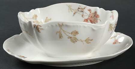 Schleiger 234A Gravy Boat with Attached Underplate
