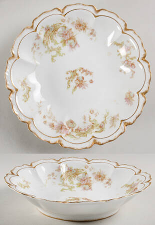 Schleiger 235B 9" Shell Shaped Bowl