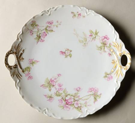 Schleiger 241B Handled Cake Plate
