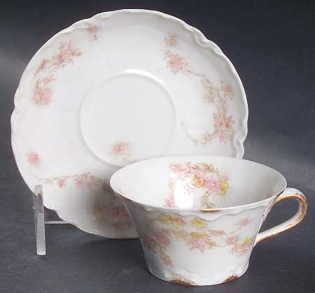 Schleiger 247 Flat Demitasse Cup & Saucer Set
