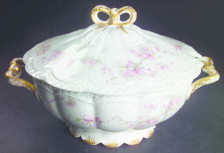 Schleiger 248 Tureen &  Lid