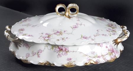 Schleiger 248F Oval Covered Vegetable