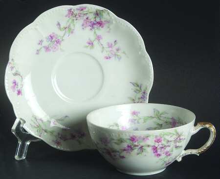 Schleiger 249 Flat Cup & Saucer Set