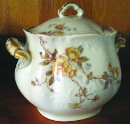 Schleiger 266 Sugar Bowl & Lid