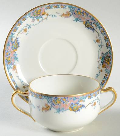 Schleiger 268a Flat Bouillon Cup & Saucer