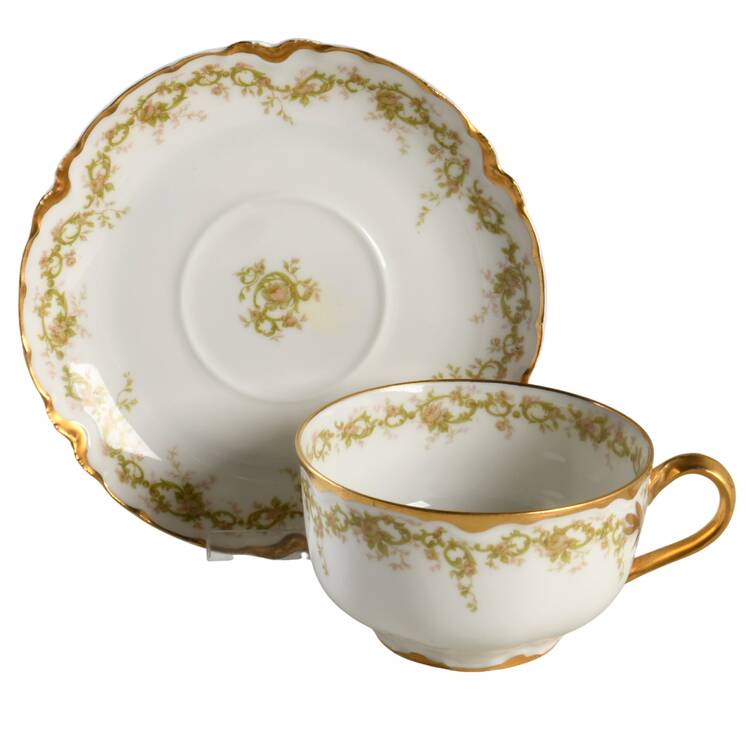 Schleiger 269 Footed Cup & Saucer Set