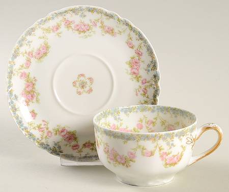 Schleiger 271 Flat Cup & Saucer Set