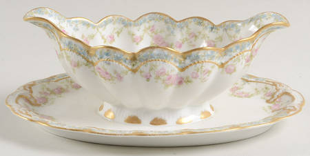 Schleiger 271A Gravy Boat with Attached Underplate