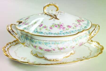 Schleiger 271C Gravy Boat w/Attached Underplate & Lid