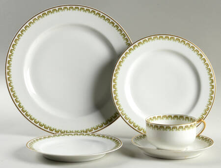 Schleiger 272 40 Piece Estate Set