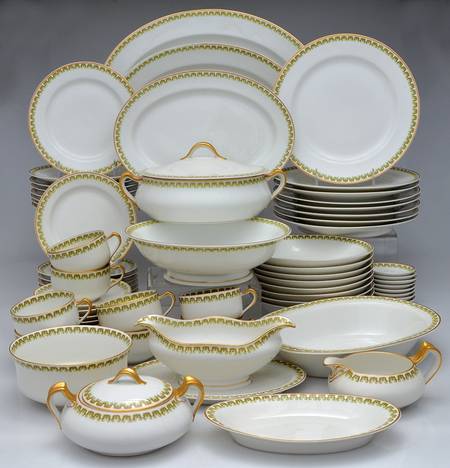 Schleiger 272 69 Piece Estate Set