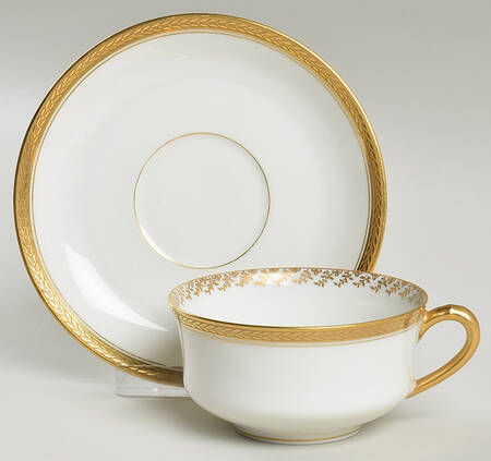 Schleiger 276 Flat Cup & Saucer Set
