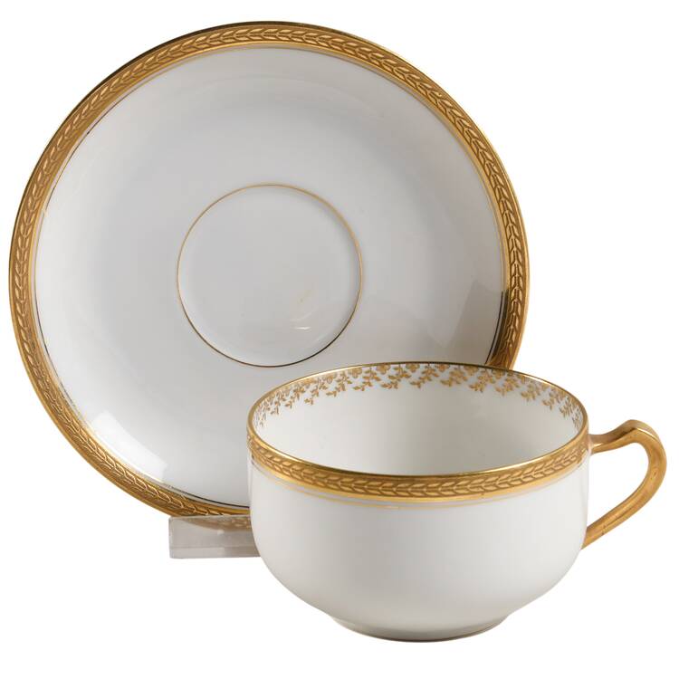 Schleiger 276 Flat Cup & Saucer Set