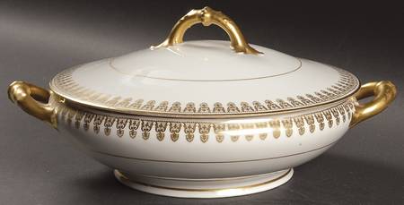 Schleiger 280 Round Covered Vegetable