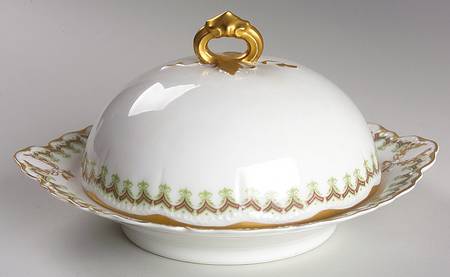 Schleiger 288 Round Covered Butter with Strainer