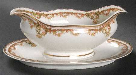 Schleiger 290 Gravy Boat with Attached Underplate