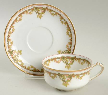 Schleiger 290 Flat Cup & Saucer Set