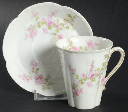 Schleiger 29h Chocolate Cup & Saucer Set