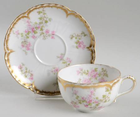 Schleiger 29K Flat Cup & Saucer Set