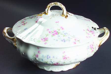Schleiger 309 Tureen &  Lid