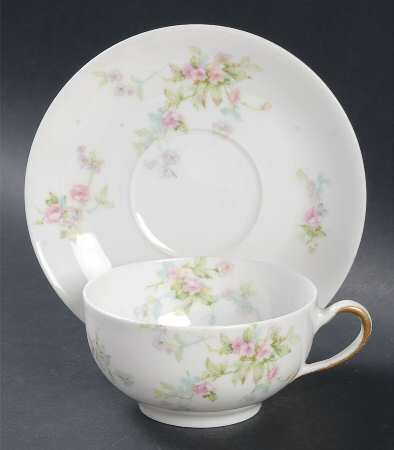 Schleiger 310d Flat Cup & Saucer Set
