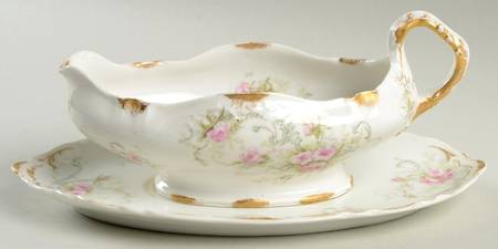 Schleiger 312a Gravy Boat & Underplate