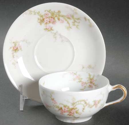 Schleiger 318a Flat Cup & Saucer Set
