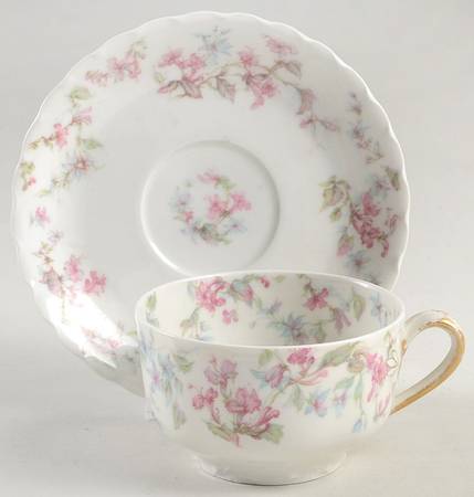 Schleiger 32 Flat Cup & Saucer Set