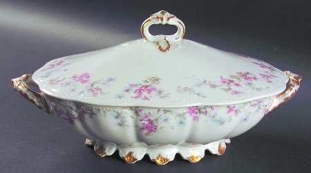 Schleiger 32A Oval Covered Vegetable