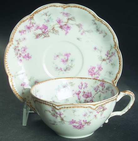 Schleiger 32F Oversized Cup & Saucer Set