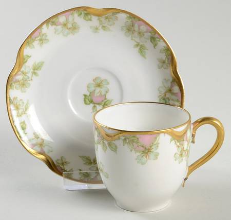 Schleiger 33 Flat Demitasse Cup & Saucer Set