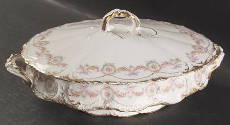 Schleiger 330 Oval Covered Vegetable