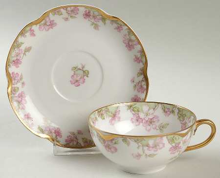 Schleiger 33A Flat Cup & Saucer Set