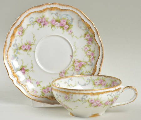 Schleiger 340 Flat Cup & Saucer Set