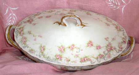 Schleiger 340A Oval Covered Vegetable
